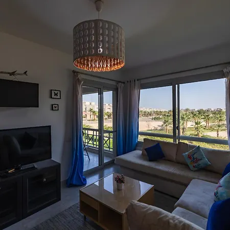 2Br Chalet Direct On Swimming Pool Ain Sokhna
